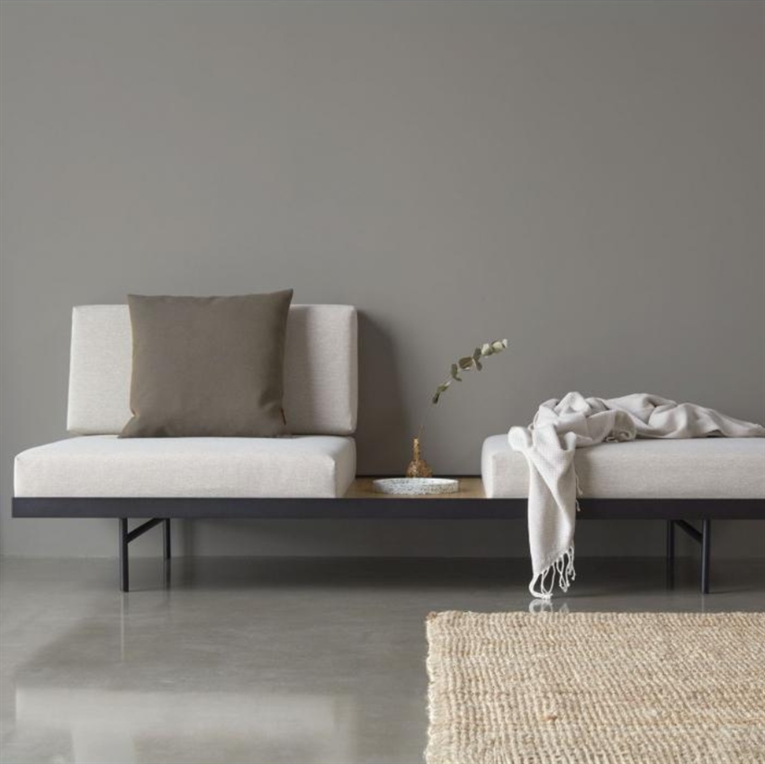 Innovation Living Puri Daybed Natural Med Valnød Bord   Møbelsalg