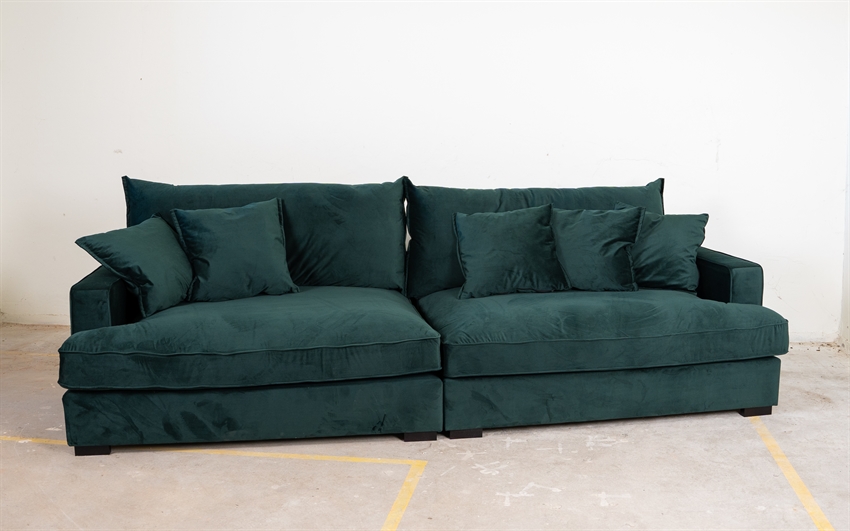 Chelsey Flydersofa Personers Sofa Grøn Velour Small Scandinavian Living 244 82 112 Møbelsalg