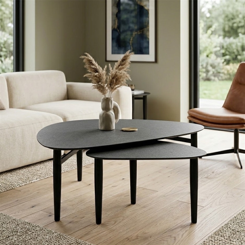 Thomsen Furniture Katrine Sofabordssæt Mørkegrå Stenlook    Sort Lakeret     Møbelsalg