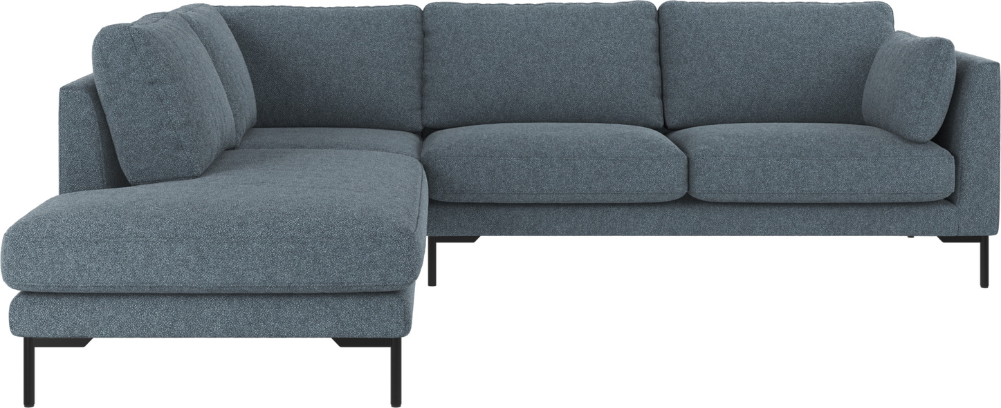 Hjørnesofa Rowico Corwin Venstrevendt Mellemblå Bobby 15 Polyester Fsc-mix Metalben H83xb266xd226